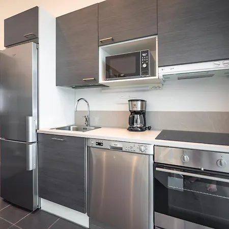 Appartement Paeaetyhuoneisto Skyvillas B 21 *